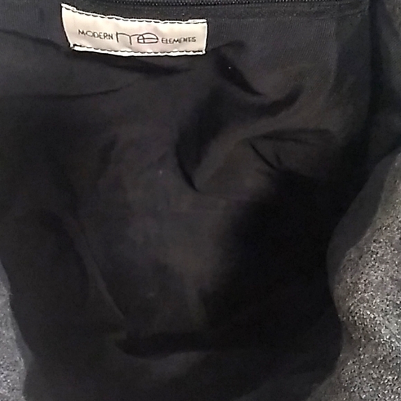 Modern Elements Gray Wool Feel Shoulder Bag. - Picture 6 of 8